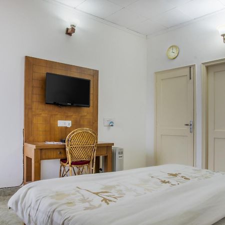Kasauli Edge Apt With Balcony Kültér fotó