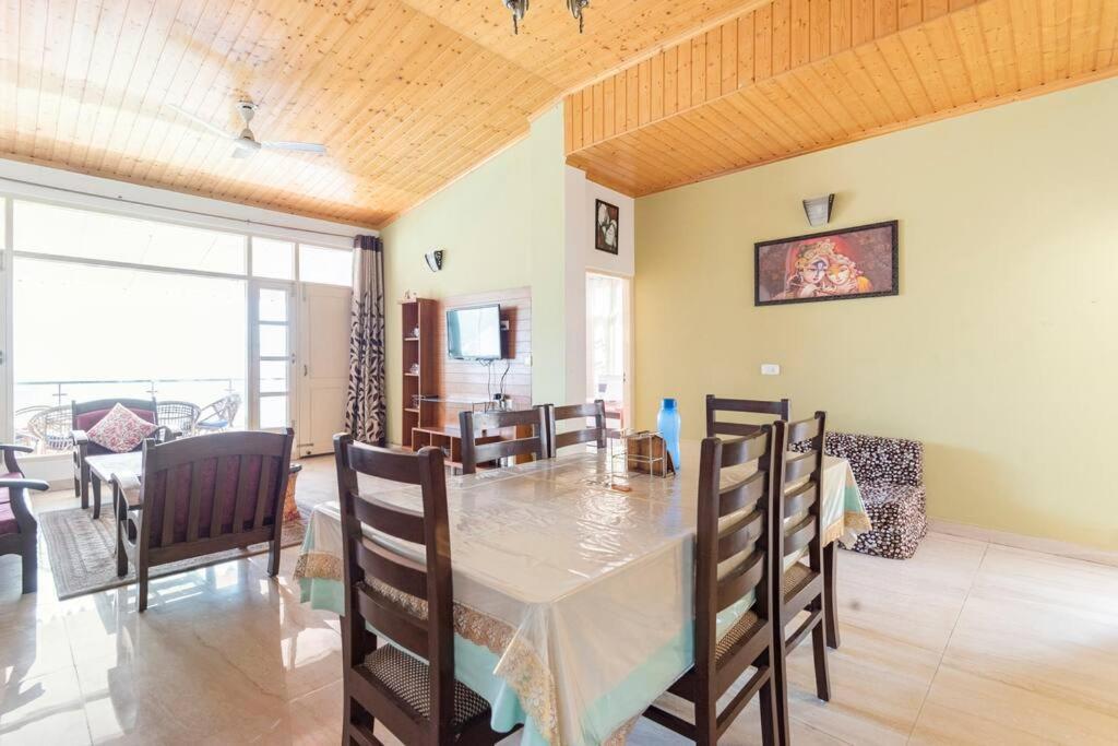 Kasauli Edge Apt With Balcony Kültér fotó
