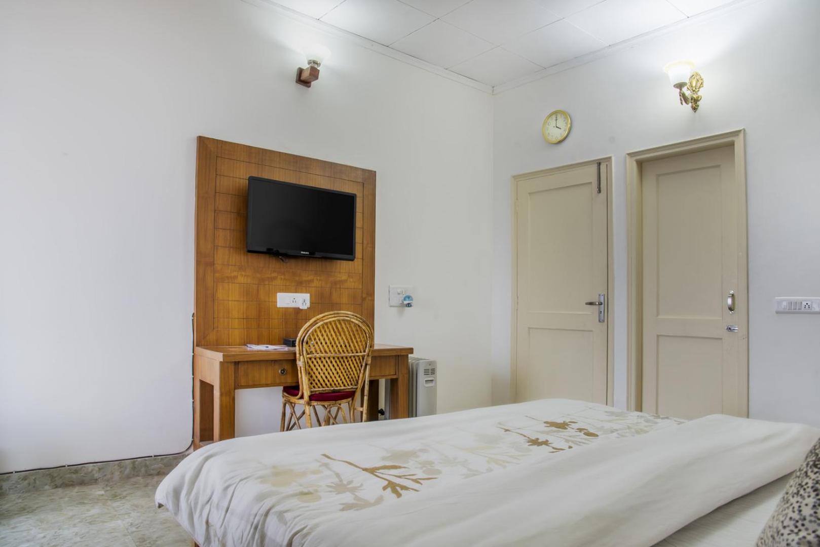 Kasauli Edge Apt With Balcony Kültér fotó
