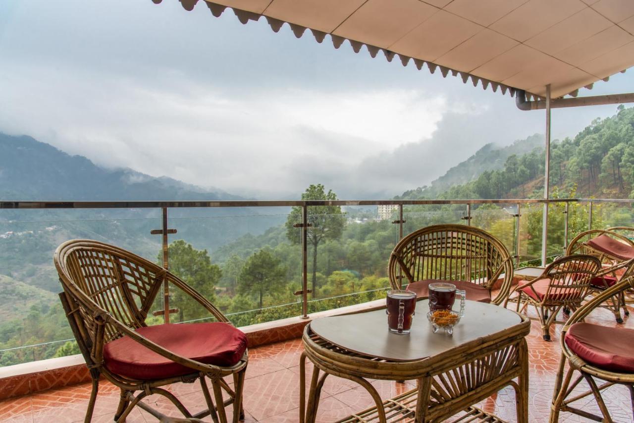 Kasauli Edge Apt With Balcony Kültér fotó
