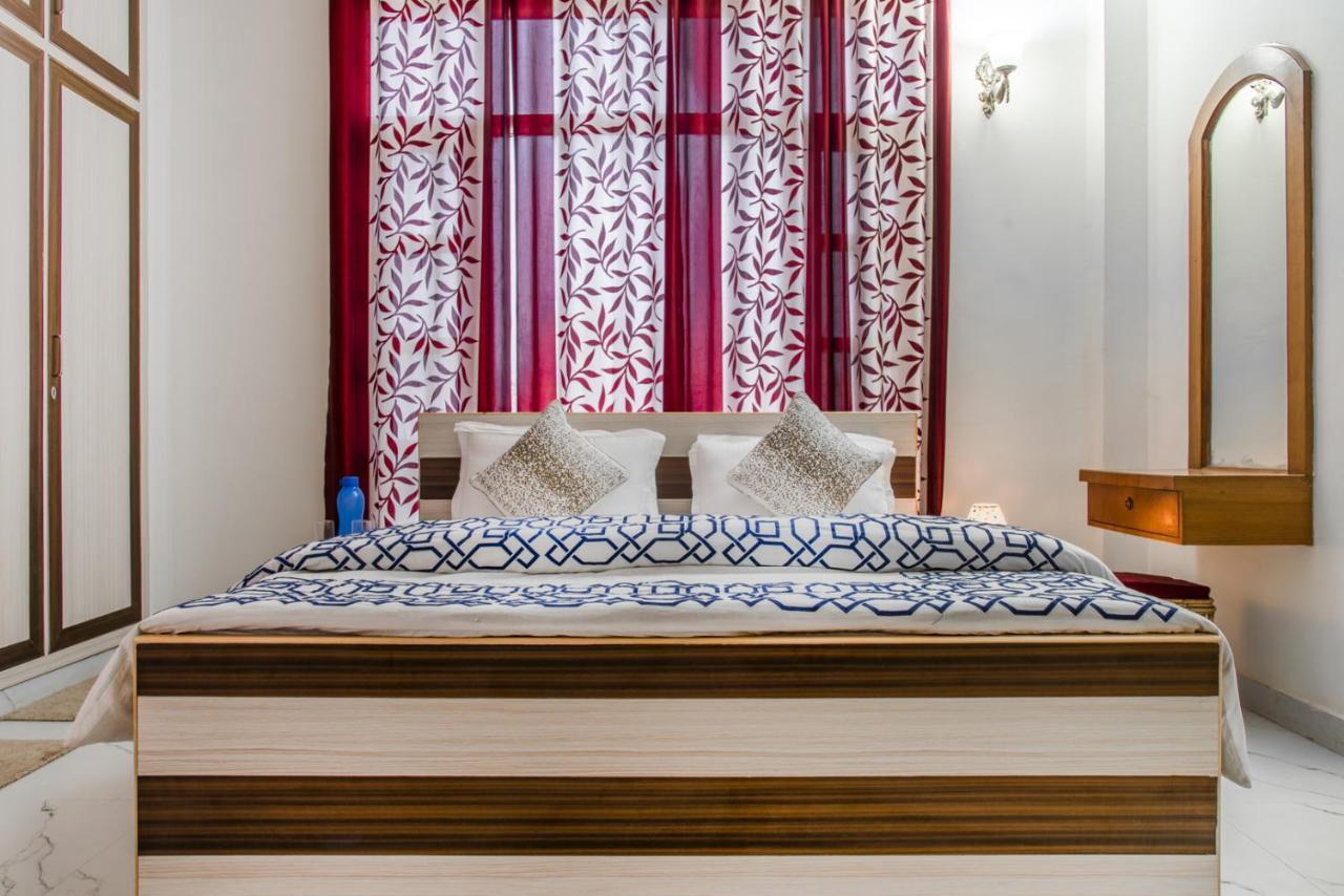 Kasauli Edge Apt With Balcony Kültér fotó